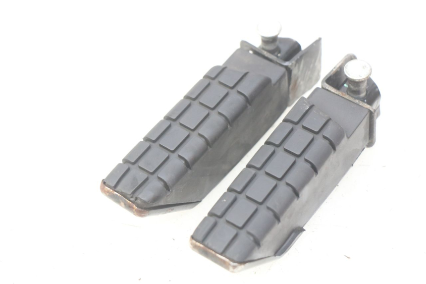 photo de PAR DE APOYAPIÉS TRASEROS YAMAHA D'ELIGHT DELIGHT 115 (2013 - 2017) - Vista principal