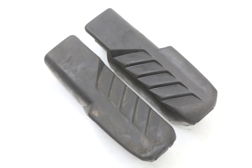 photo de PAR DE APOYAPIÉS TRASEROS HONDA FES S-WING SWING ABS 125 (2007 - 2015) - Zoom estado de uso