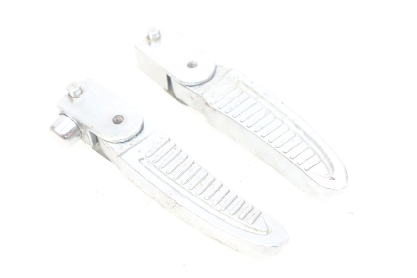 photo de PAR DE APOYAPIÉS TRASEROS EUROCKA GREEN 1 - Vista principal