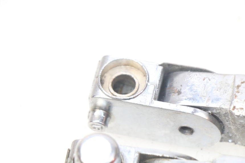 photo de PAR DE APOYAPIÉS TRASEROS EUROCKA GREEN 1 - Primer plano técnico