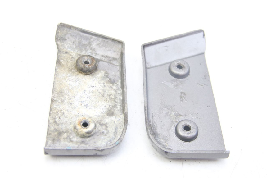 photo de PAR DE APOYAPIÉS TRASEROS TNT MOTOR GRIDO 2T 50 (2010 - 2019) - Otra perspectiva