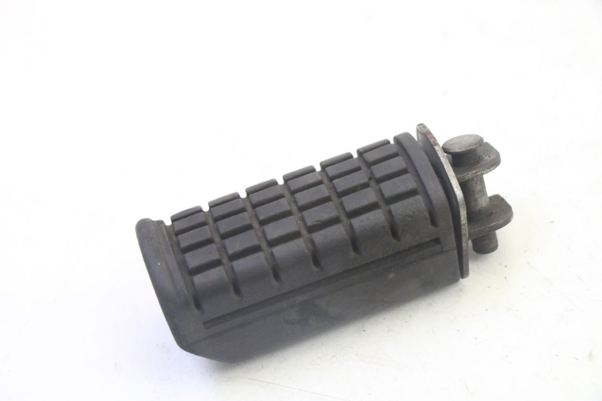 photo de PAR REPOSAPIES TRASERA DAELIM HISTORY 125 (2001 - 2002) - Zoom estado de uso