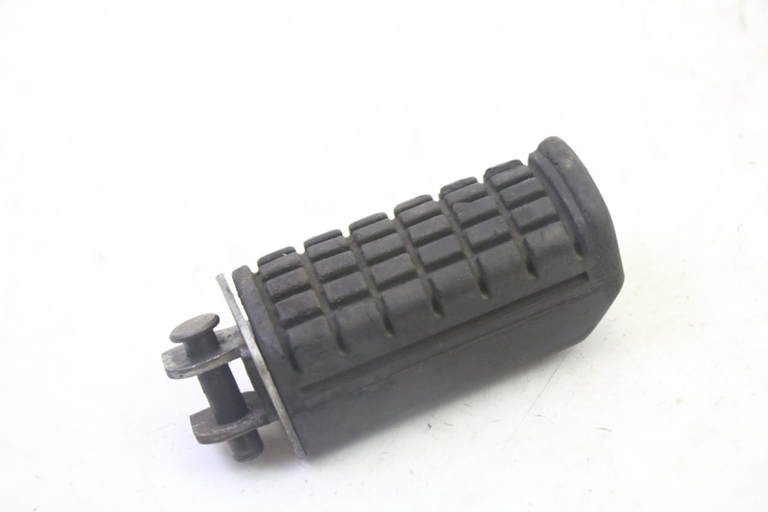 photo de PAR REPOSAPIES TRASERA DAELIM HISTORY 125 (2001 - 2002) - Otra perspectiva