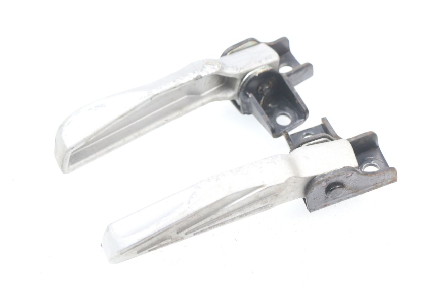 photo de PAR REPOSAPIES TRASERA SYM JET 4 50 (2010 - 2014) - Otra perspectiva