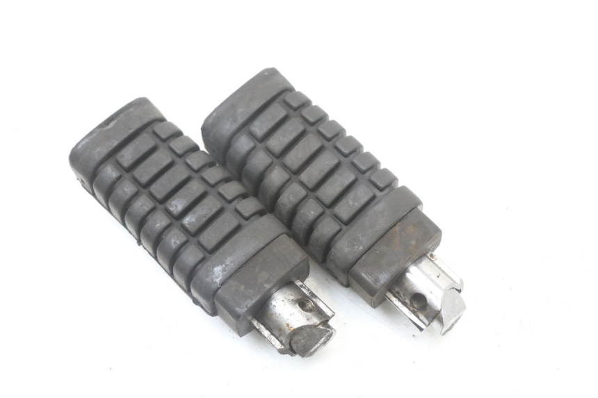 photo de PAR REPOSAPIES TRASERA JINLUN JL HIGHLANDER 125 (2007 - 2015) - Zoom estado de uso