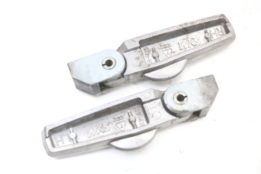 photo de PAR REPOSAPIES TRASERA SYM JOYRIDE EVO 125 (2009 - 2016) - Detalle de la pieza