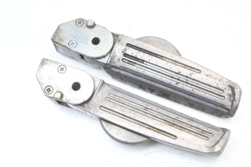 photo de PAR REPOSAPIES TRASERA SYM JOYRIDE EVO 125 (2009 - 2016) - Otra perspectiva