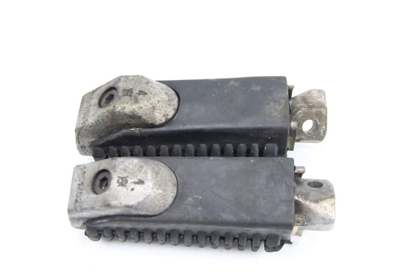 photo de PAR REPOSAPIES TRASERA BMW K100 1000 (1982 - 1990) - Primer plano técnico