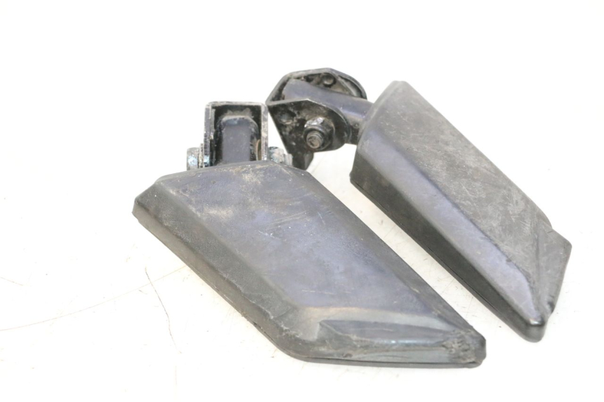 photo de PAR DE REPOSAPIÉS TRASEROS PEUGEOT KISBEE 2T 50 (2010 - 2017) - Primer plano técnico