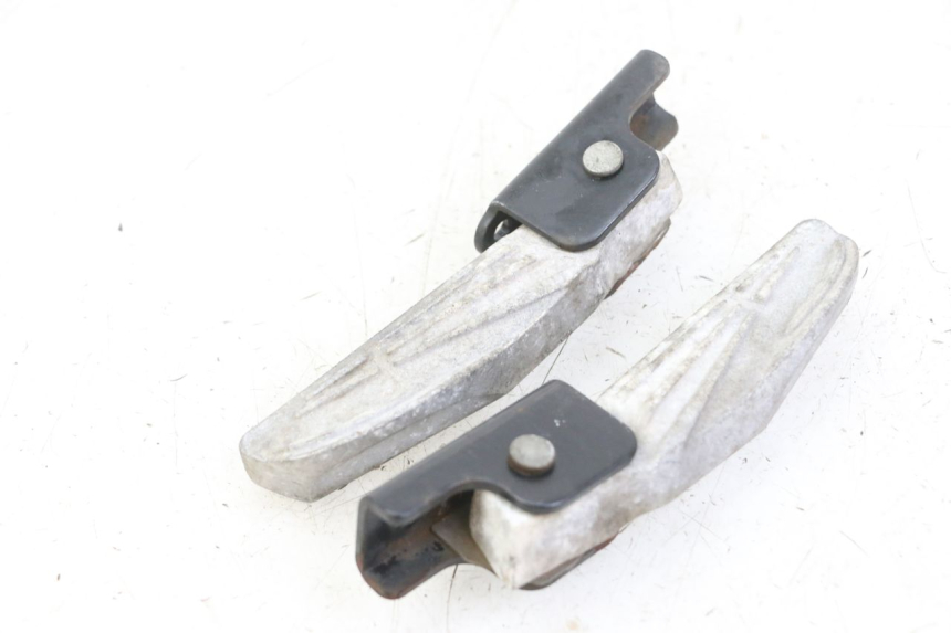 photo de PAR DE APOYAPIÉS TRASEROS MASH CITY 4T 50 (2018 - 2020) - Otra perspectiva