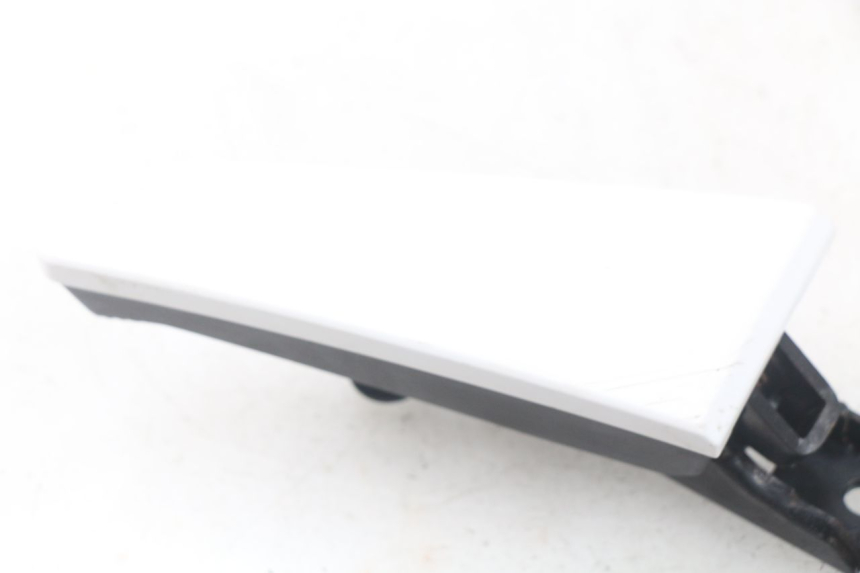 photo de PAR REPOSAPIES TRASERA MBK MW TRYPTIK 125 (2017 - 2022) - Detalle de la pieza