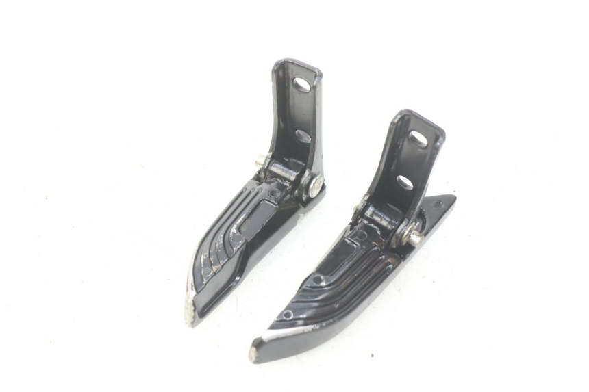 photo de PAR DE APOYAPIÉS TRASEROS PIAGGIO NEW TYPHOON 50 (2018 - 2021) - Vista principal