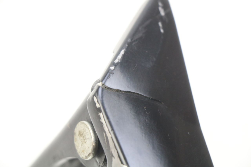 photo de PAR DE APOYAPIÉS TRASEROS PIAGGIO NEW TYPHOON 50 (2018 - 2021) - Estado de la superficie y material