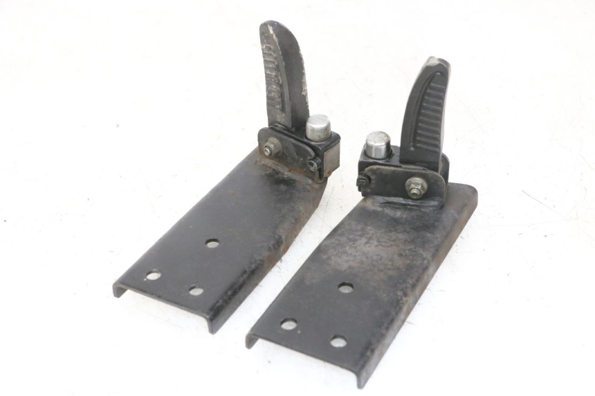 photo de PAR REPOSAPIES TRASERA JM MOTORS OLDIES GT 4T 50 (2018 - 2025) - Vista principal