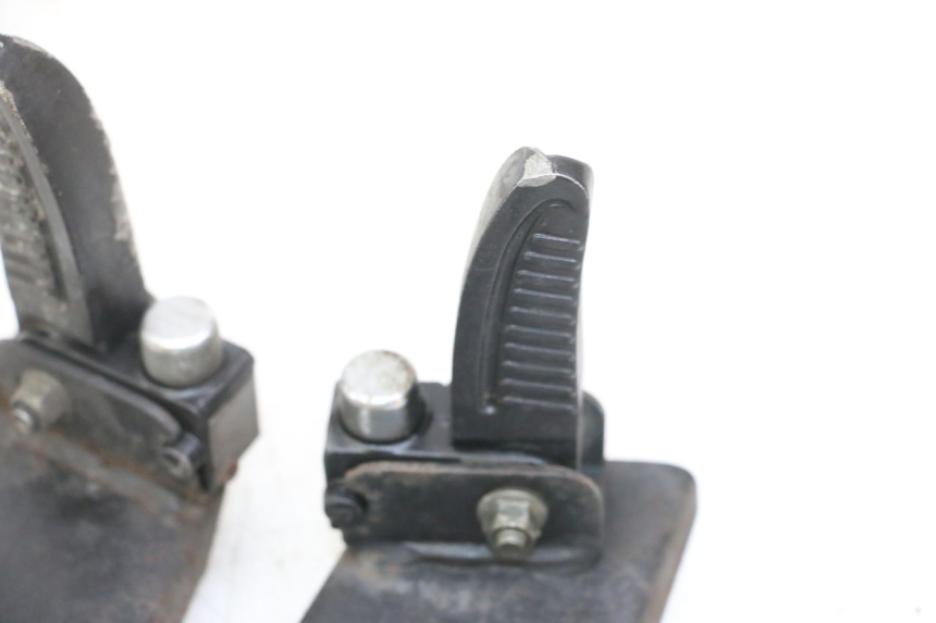 photo de PAR REPOSAPIES TRASERA JM MOTORS OLDIES GT 4T 50 (2018 - 2025) - Vista general del producto