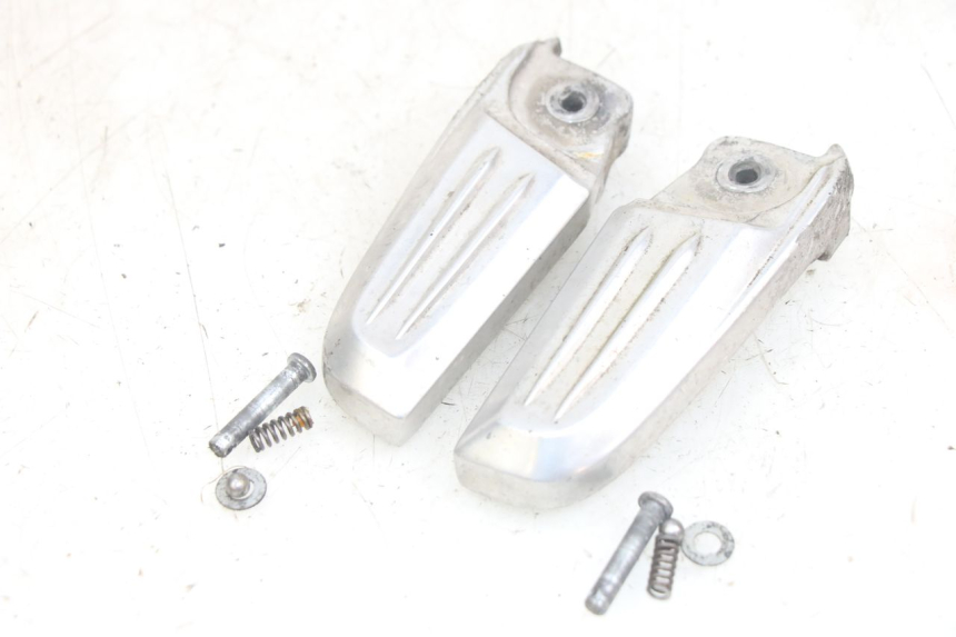 photo de PAR DE APOYAPIÉS TRASEROS HONDA PCX (JF28) 125 (2009 - 2011) - Vista principal