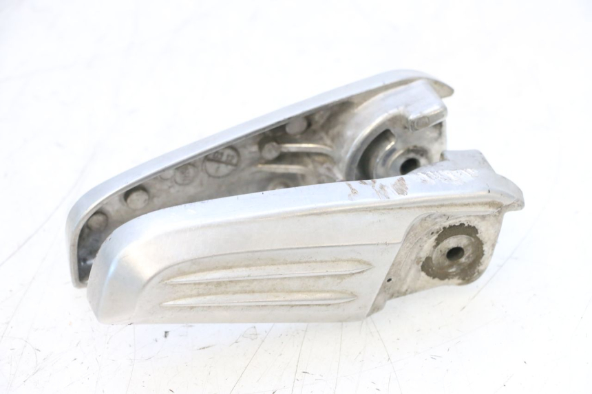 photo de PAR REPOSAPIES TRASERA HONDA PCX (JF57/JF64) 125 (2014 - 2018) - Otra perspectiva