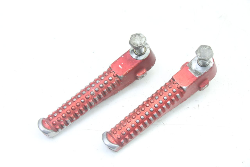 photo de PAR DE APOYAPIÉS TRASEROS PEUGEOT TKR TREKKER FURIOUS 50 (2005 - 2014) - Vista principal