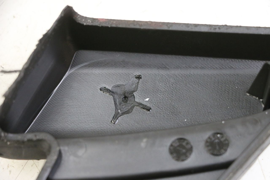 photo de PAR DE APOYAPIÉS TRASEROS PIAGGIO VESPA S 2T 50 (2007 - 2014) - Otra perspectiva