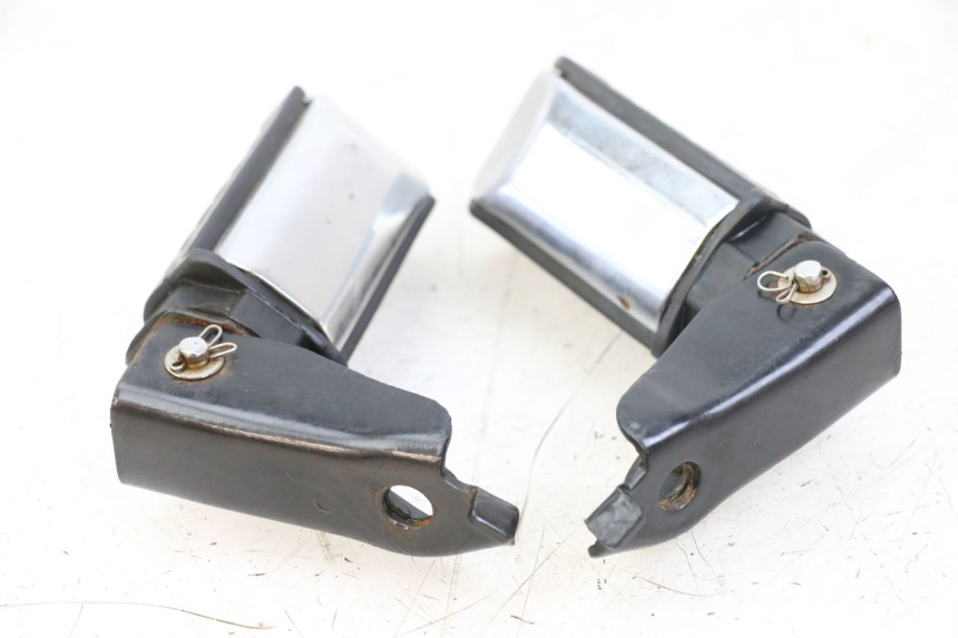 photo de PAR REPOSAPIES TRASERA REGAL RAPTOR RAXTER 2 125 (2007 - 2015) - Zoom estado de uso