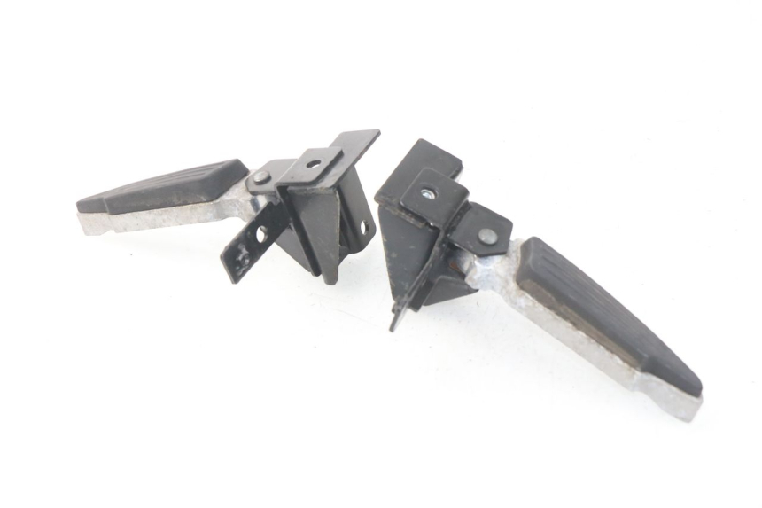 photo de PAR REPOSAPIES TRASERA PEUGEOT SATELIS 300 (2012 - 2015) - Otra perspectiva