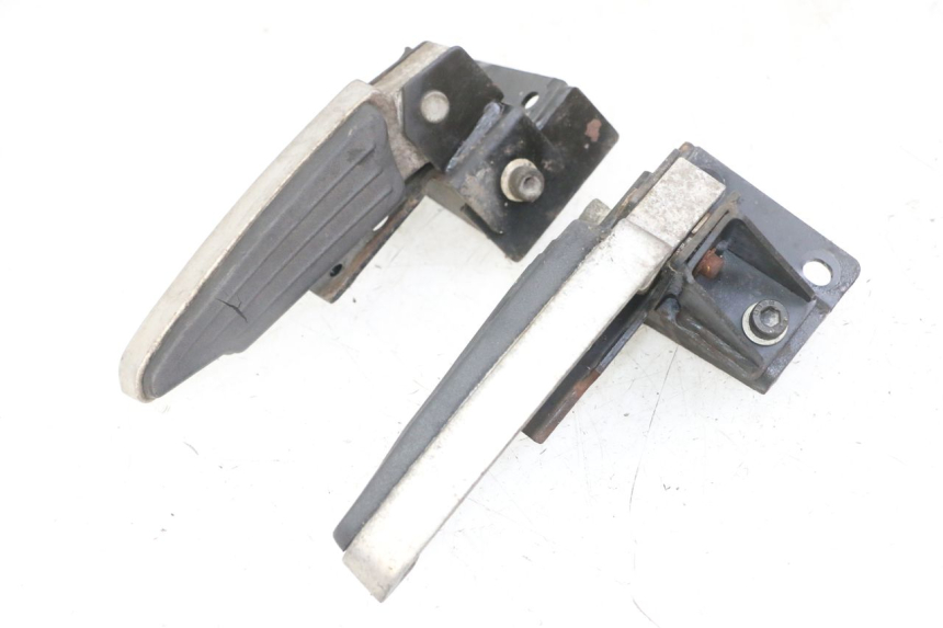 photo de PAR REPOSAPIES TRASERA PEUGEOT SATELIS 125 (2013 - 2018) - Vista general del producto