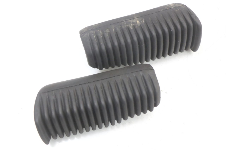 photo de PAR REPOSAPIES TRASERA APRILIA SCARABEO GT 125 (1999 - 2007) - Zoom estado de uso