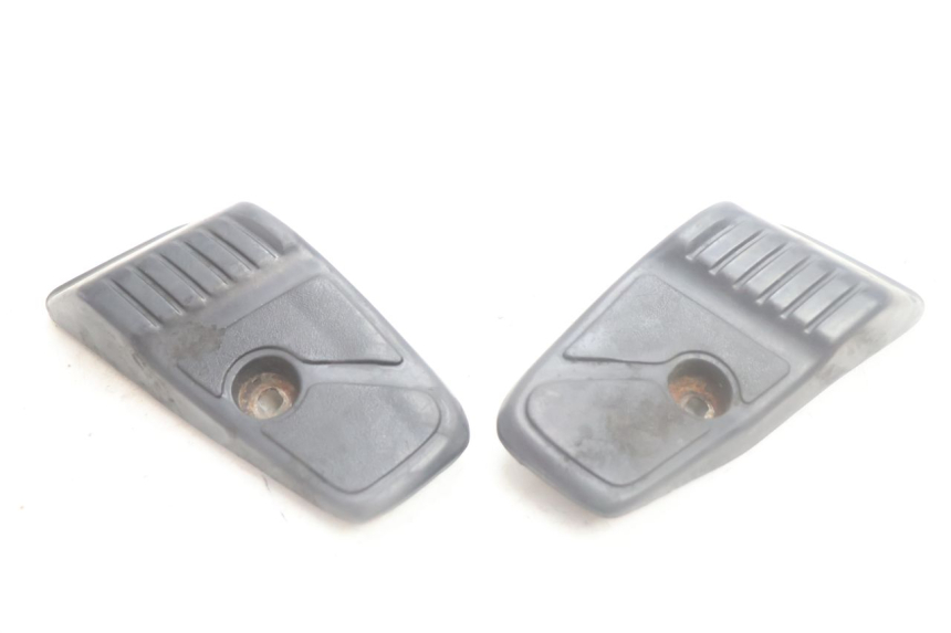 photo de PAR DE APOYAPIÉS TRASEROS HONDA SCV LEAD 100 (2003 - 2007) - Zoom estado de uso