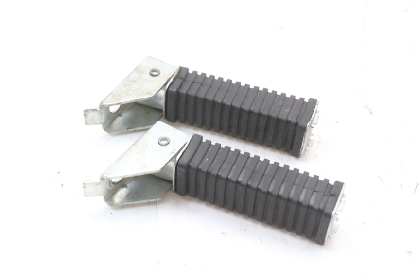 photo de PAR REPOSAPIES TRASERA SKYTEAM SKYMAX PRO 125 (2012 - 2016) - Detalle de la pieza