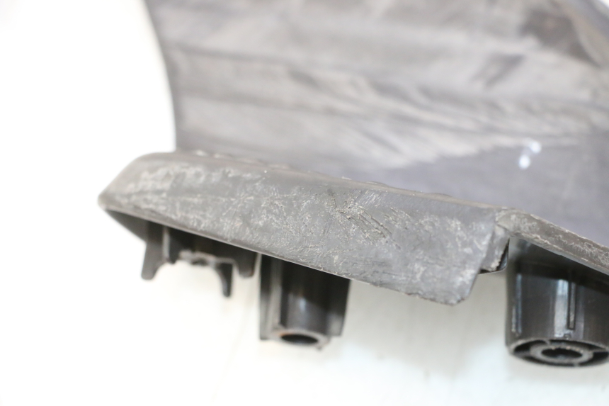 photo de PAR REPOSAPIES TRASERA YAMAHA SLIDER 50 (1999 - 2004) - Características distintivas