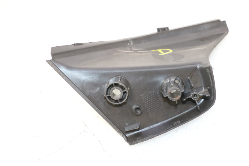 photo de PAR REPOSAPIES TRASERA YAMAHA SLIDER 50 (1999 - 2004) - Recambio usado revisado