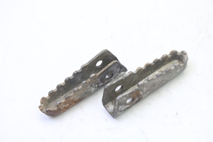 photo de PAR DE REPOSAPIÉS TRASEROS GILERA SMT SUPERMOTARD 50 (2009 - 2017) - Vista principal