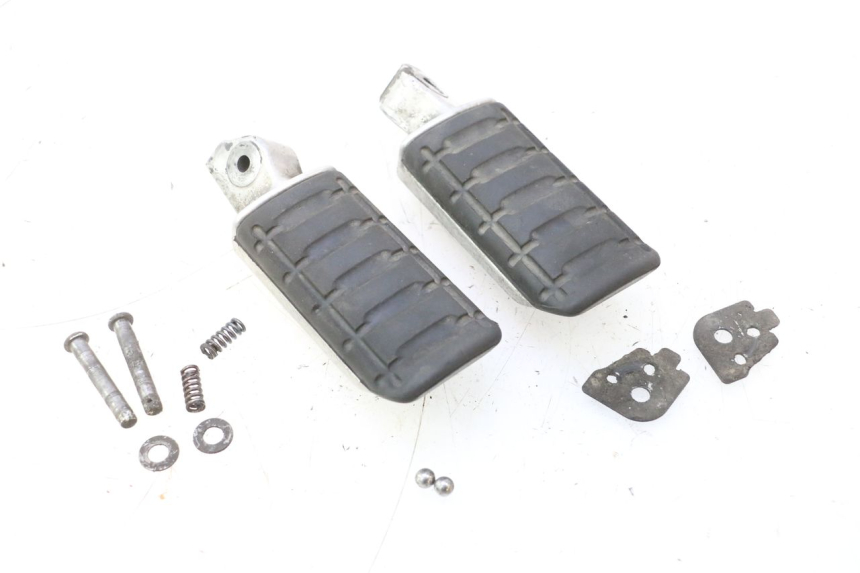 photo de PAR REPOSAPIES TRASERA HONDA ST PAN EUROPEAN 1100 (1990 - 2002) - Marcados y referencias originales