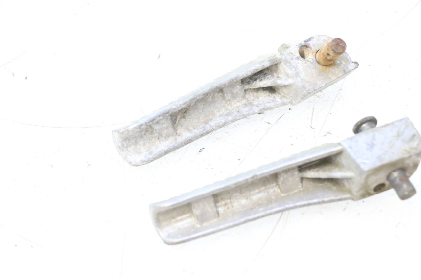 photo de PAR REPOSAPIES TRASERA GILERA STALKER 50 (2004 - 2014) - Detalle de la pieza