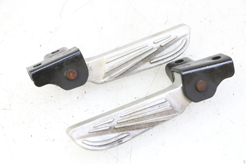 photo de PAR REPOSAPIES TRASERA SYM FIDDLE 3 III 50 (2014 - 2020) - Vista principal