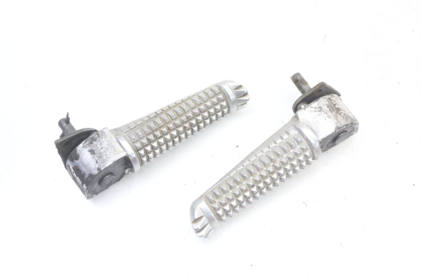 photo de PAR REPOSAPIES TRASERA YAMAHA TDR DELTABOX 125 (1997 - 2003) - Vista principal