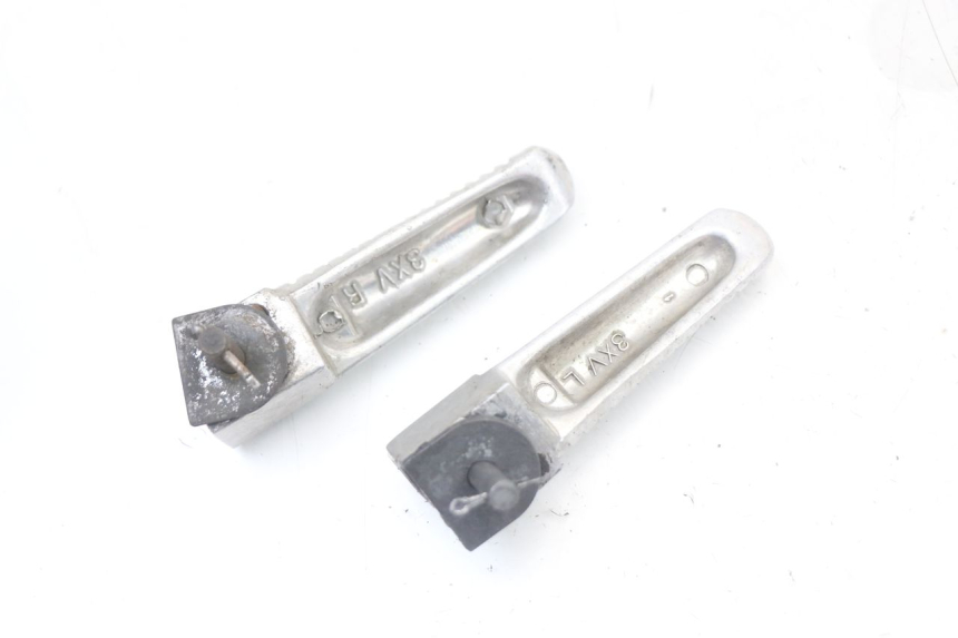 photo de PAR REPOSAPIES TRASERA YAMAHA TDR DELTABOX 125 (1997 - 2003) - Otra perspectiva