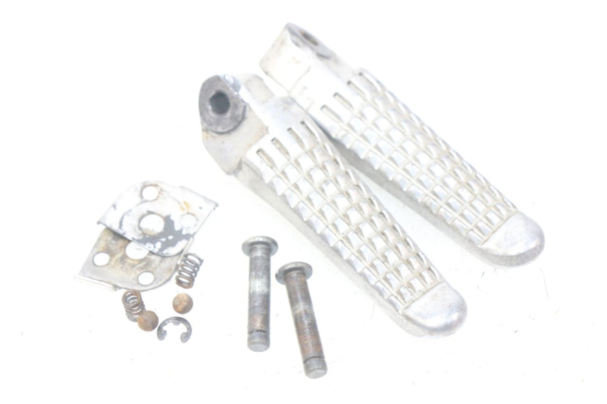 photo de PAR DE APOYAPIÉS TRASEROS SUZUKI TLS TL S 1000 (1997 - 2001) - Vista principal