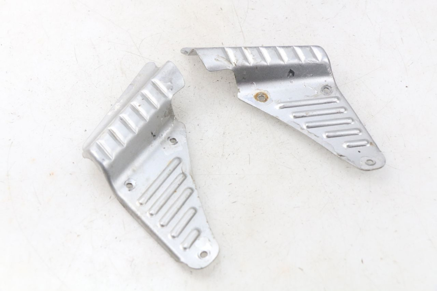 photo de PAR REPOSAPIES TRASERA BAOTIAN TRAVEL SPIRIT 50 (2010 - 2012) - Vista principal