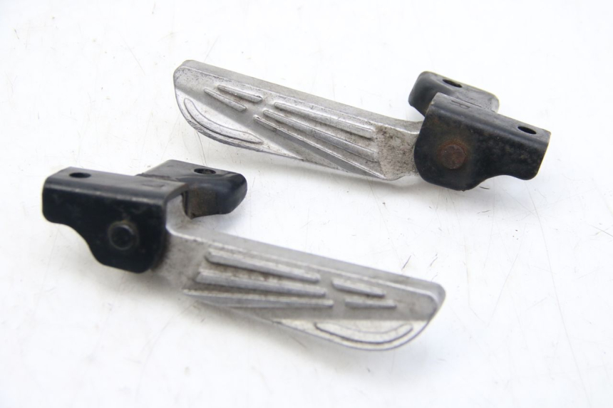 photo de PAR DE APOYAPIÉS TRASEROS PEUGEOT TWEET 4T 50 (2010 - 2014) - Vista principal