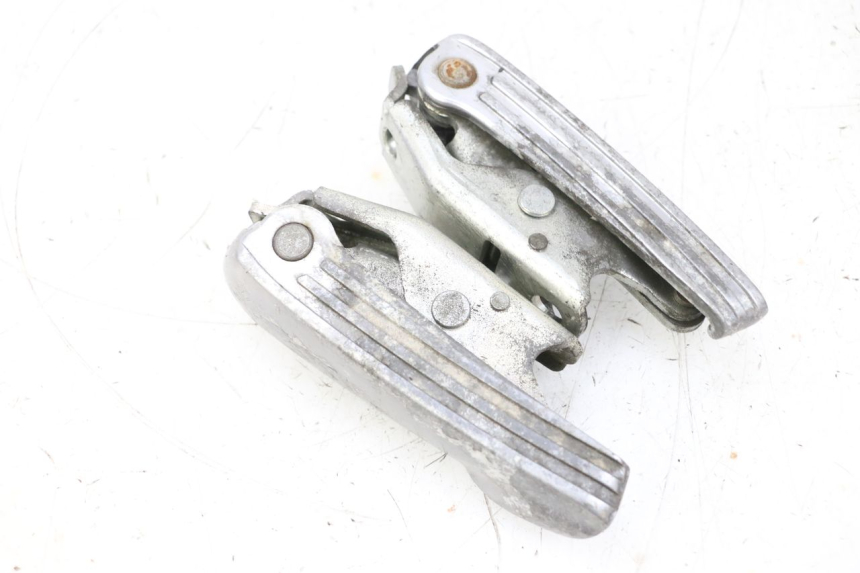 photo de PAR REPOSAPIES TRASERA PIAGGIO VESPA GTS SUPER IE 125 (2009 - 2016) - Zoom estado de uso