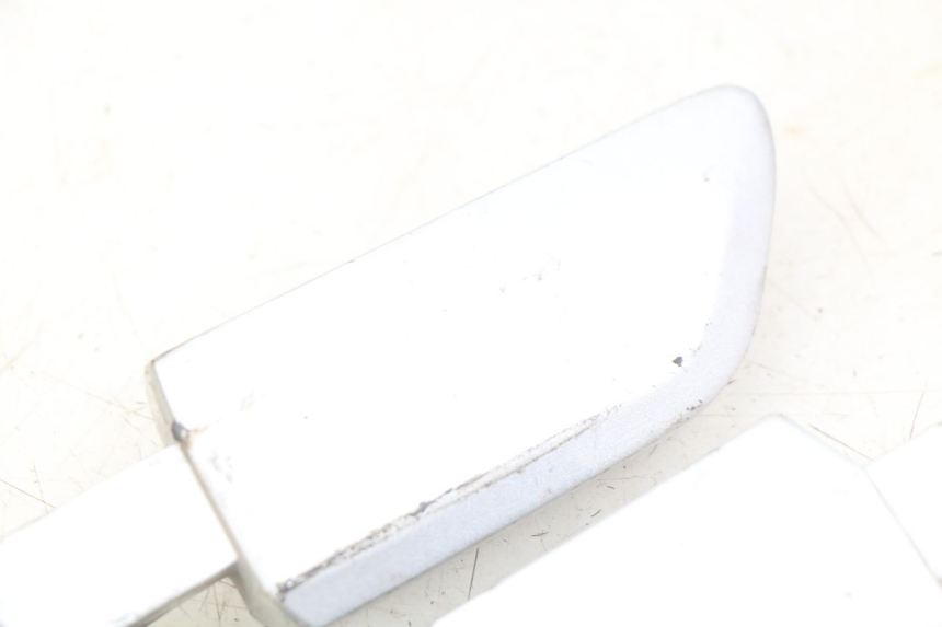 photo de PAR DE APOYAPIÉS TRASEROS YAMAHA X-CITY XCITY 125 (2007 - 2013) - Vista general del producto