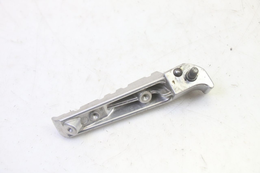 photo de PAR DE APOYAPIÉS TRASEROS YAMAHA X-MAX XMAX 125 (2010 - 2013) - Vista general del producto