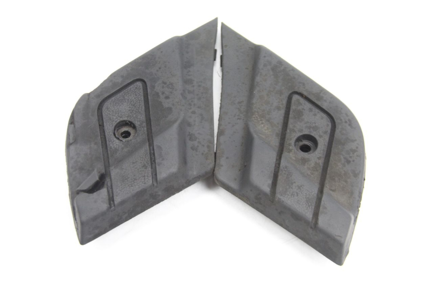 photo de PAR DE REPOSAPIÉS TRASEROS PIAGGIO X9 EVOLUTION 125 (2003 - 2007) - Detalle de la pieza