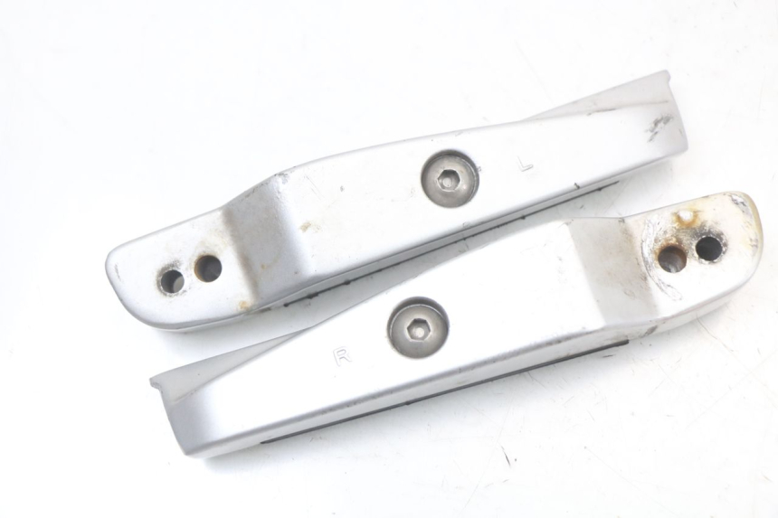 photo de PAR REPOSAPIES TRASERA KYMCO XCITING 250 (2006 - 2009) - Vista general del producto