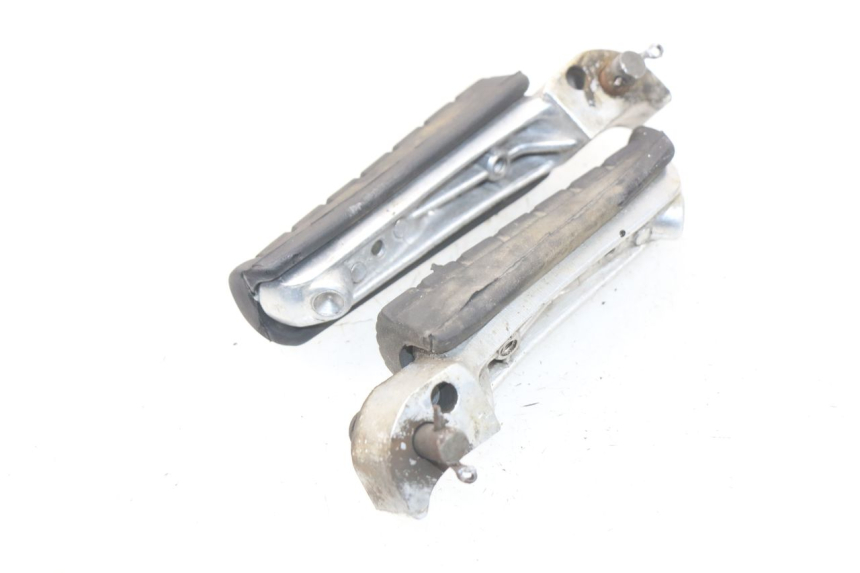 photo de PAR REPOSAPIES TRASERA YAMAHA XJ600 XJ DIVERSION 600 (1992 - 1997) - Zoom estado de uso