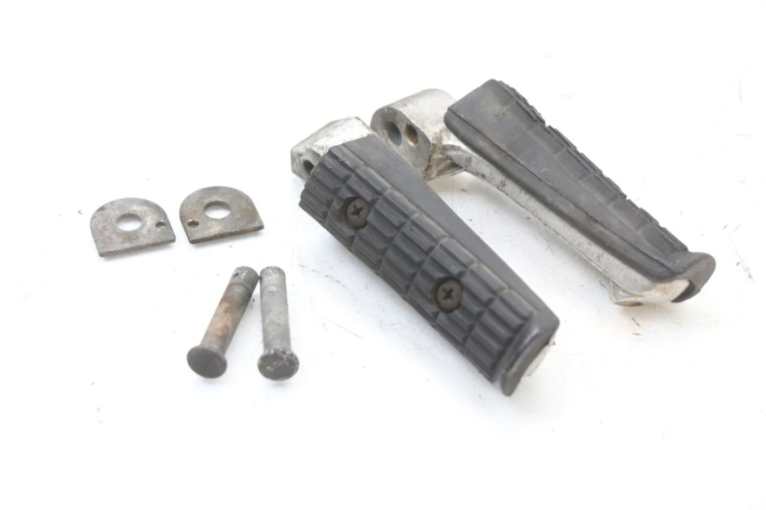 photo de PAR REPOSAPIES TRASERA YAMAHA XJ600 XJ DIVERSION 600 (1992 - 1997) - Vista principal