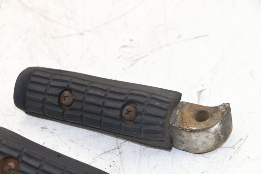 photo de PAR REPOSAPIES TRASERA YAMAHA XJS DIVERSION 600 (1997 - 1999) - Vista general del producto