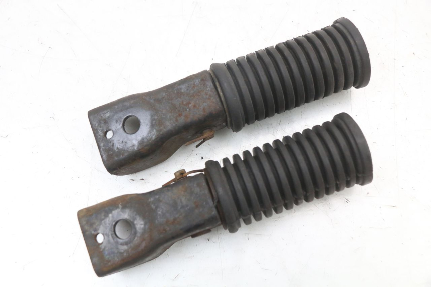 photo de PAR REPOSAPIES TRASERA SYM XS 125 (2007 - 2016) - Otra perspectiva