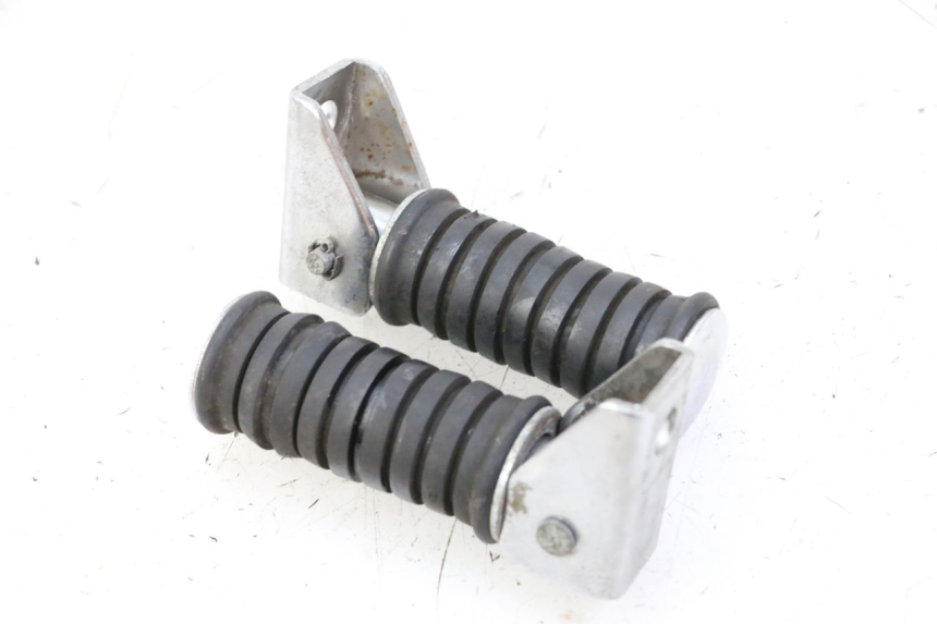 photo de PAR REPOSAPIES TRASERA YAMAHA XV VIRAGO 535 (1988 - 2004) - Zoom estado de uso